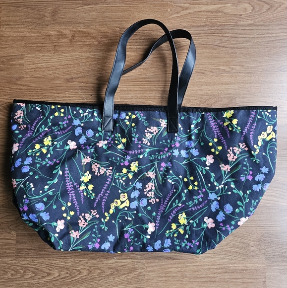 Victoria's Secret Large Zippered Black Pink Floral Weekend Getaway Tote Handbag - Picture 2 of 10